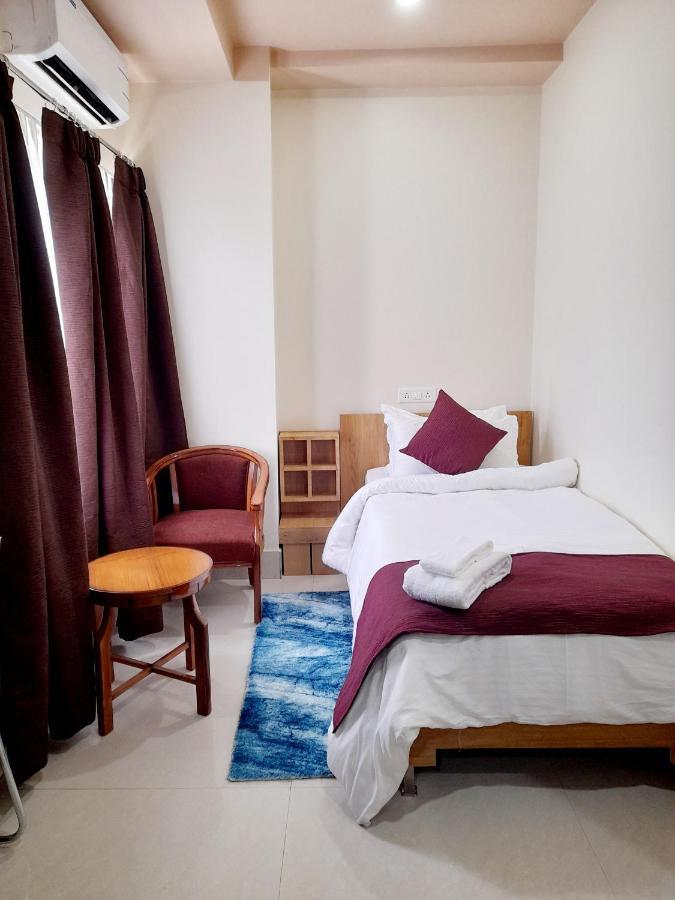 Bharalu Residency Hotel Gauháti Kültér fotó