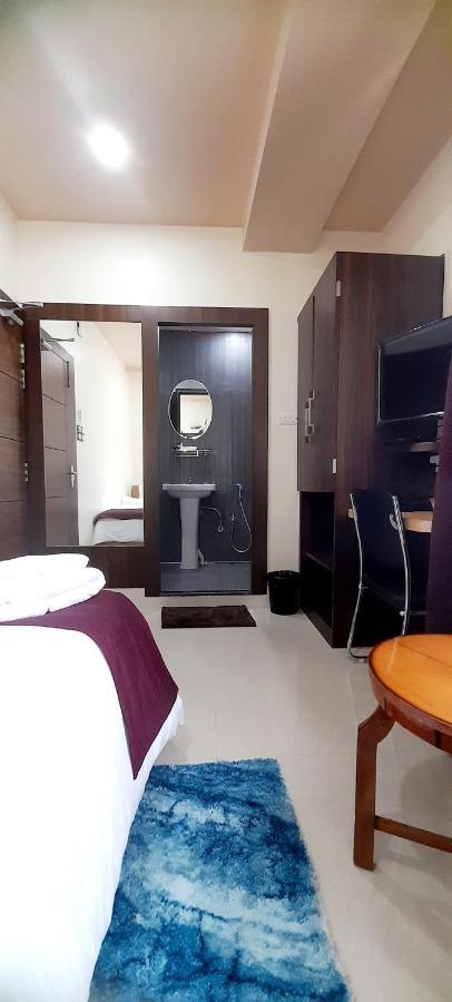 Bharalu Residency Hotel Gauháti Kültér fotó